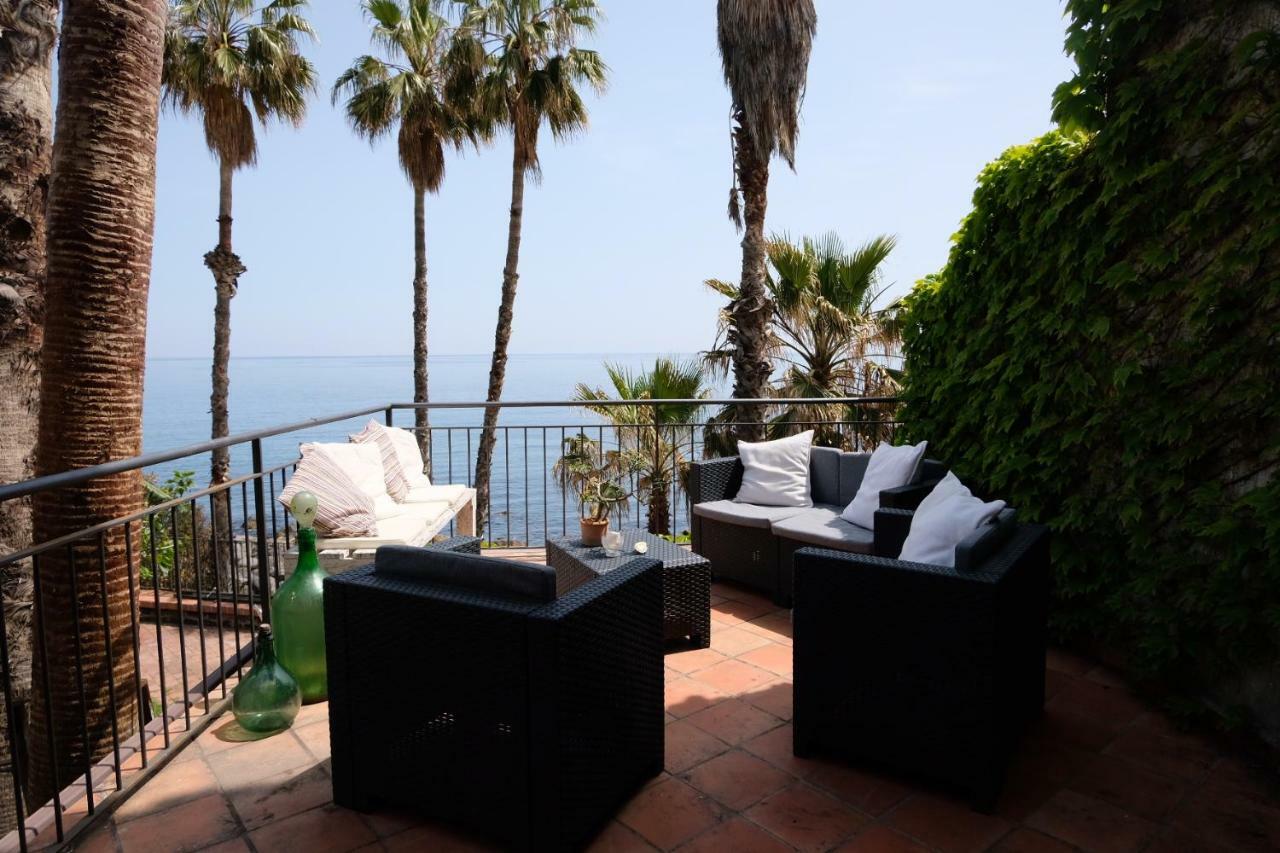 Villa Cavallaro อาชิเตรซซา ภายนอก รูปภาพ