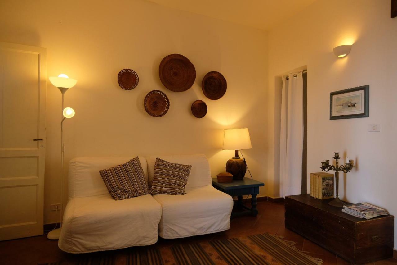Villa Cavallaro อาชิเตรซซา ภายนอก รูปภาพ